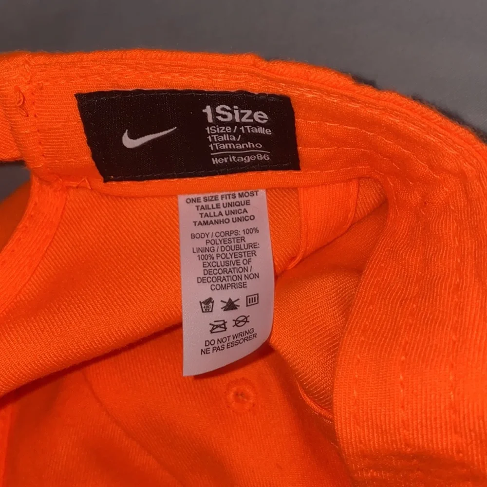 Nike Hat - Picture 2 of 2